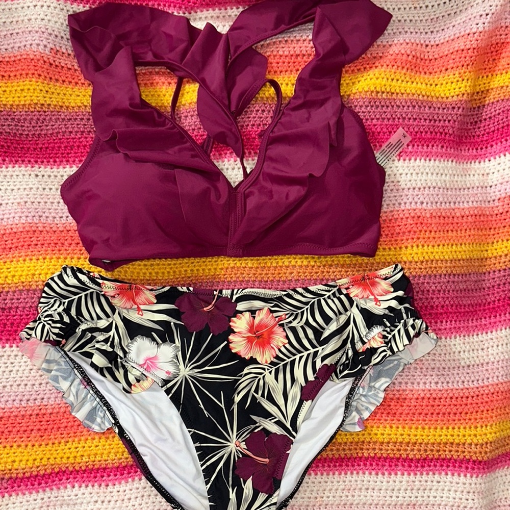 Cupshe Purple and Black Floral Bikini